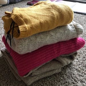Bundle of 5 sweaters
